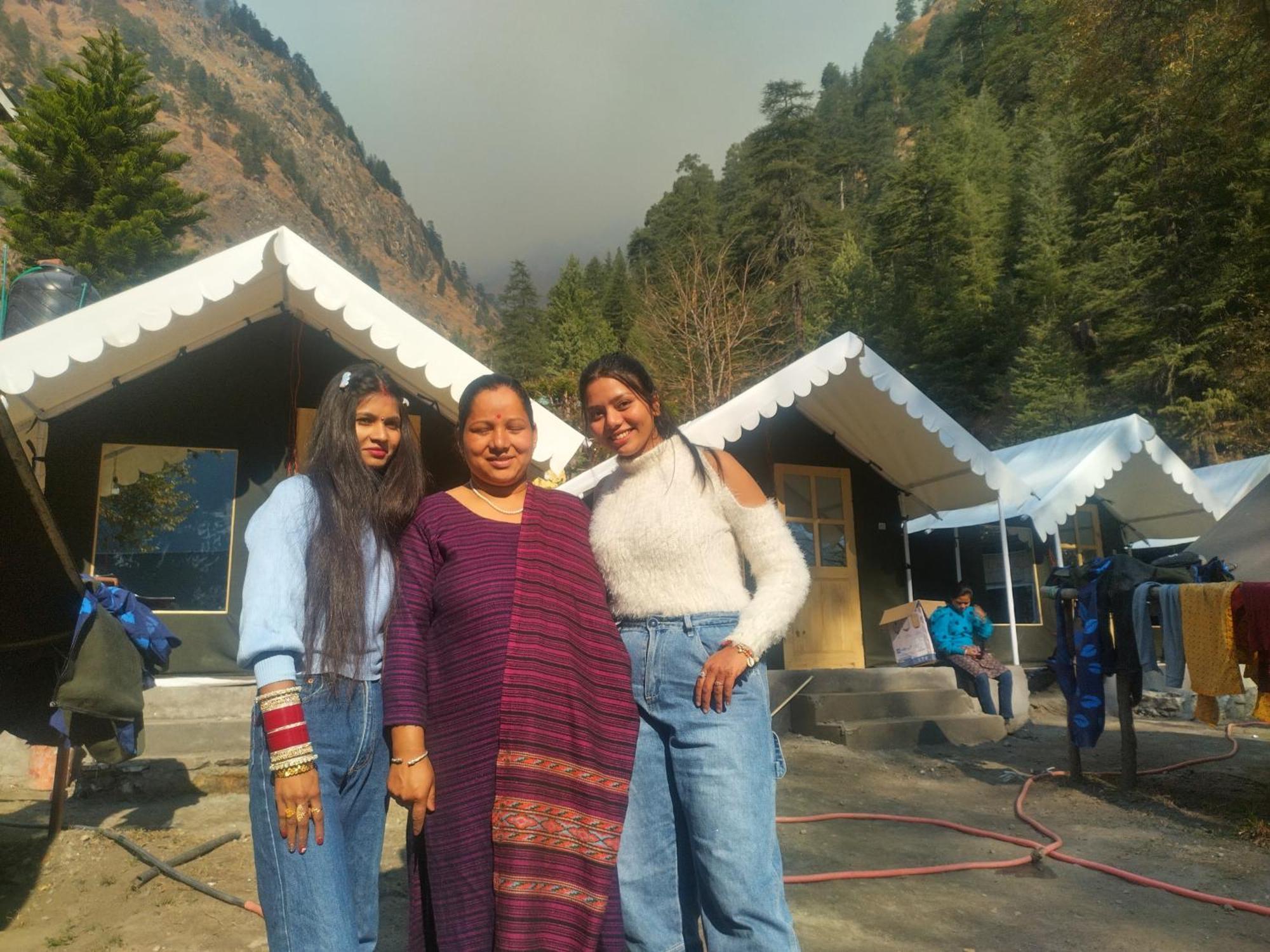 Negi Hill View Camping &Caffe Kasol Esterno foto